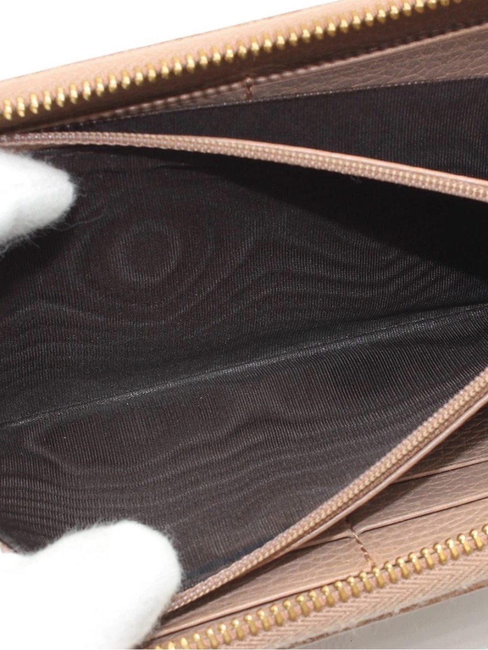 Gucci Taupe Pebbled Leather Zip Wallet with Gold GG - Picture 10 of 12